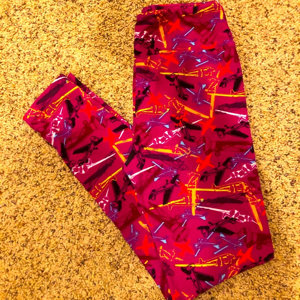 Good worn condition lularoe airplane leggings
